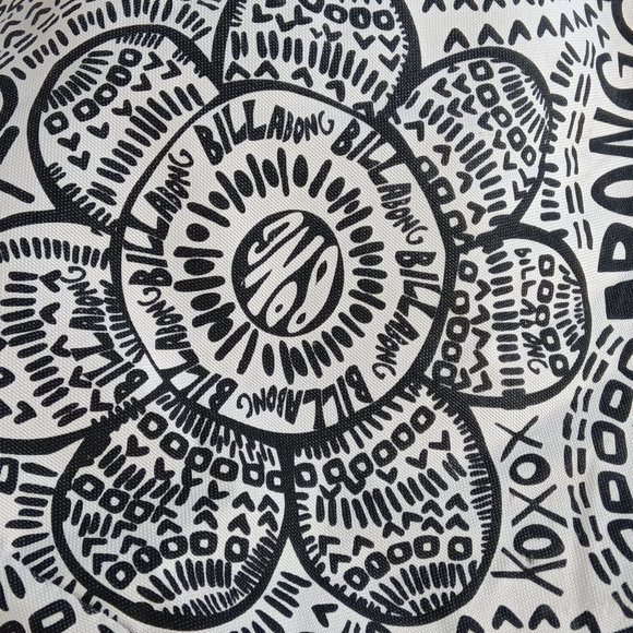 Billabong Women's Beach Large Tote. - Picture 6 of 16